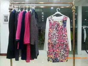 尾貨服裝批發(fā)報(bào)價(jià)指南 品牌折扣女裝廠價(jià)直銷(xiāo)一手貨源全解析
